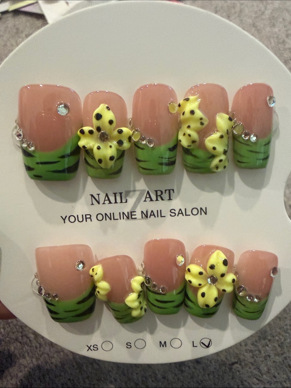 3D Yellow Flower Green Zebra Nail Set